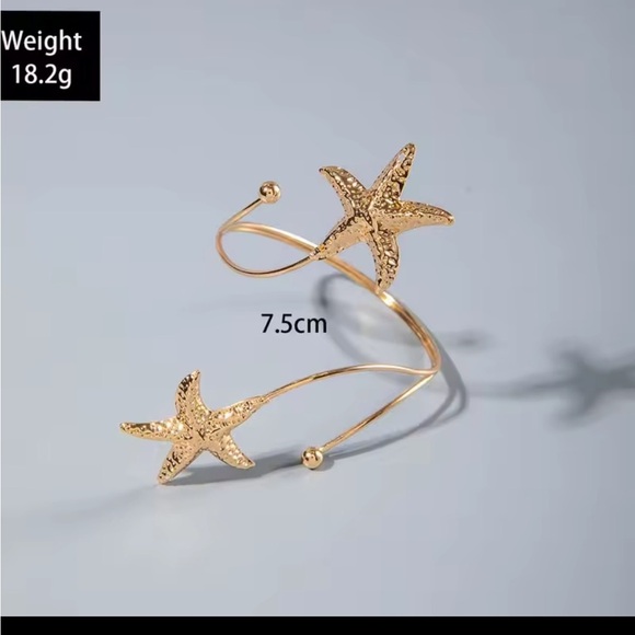 Zara Gold Starfish Bracelet Elegant Jewelry - Picture 4 of 12